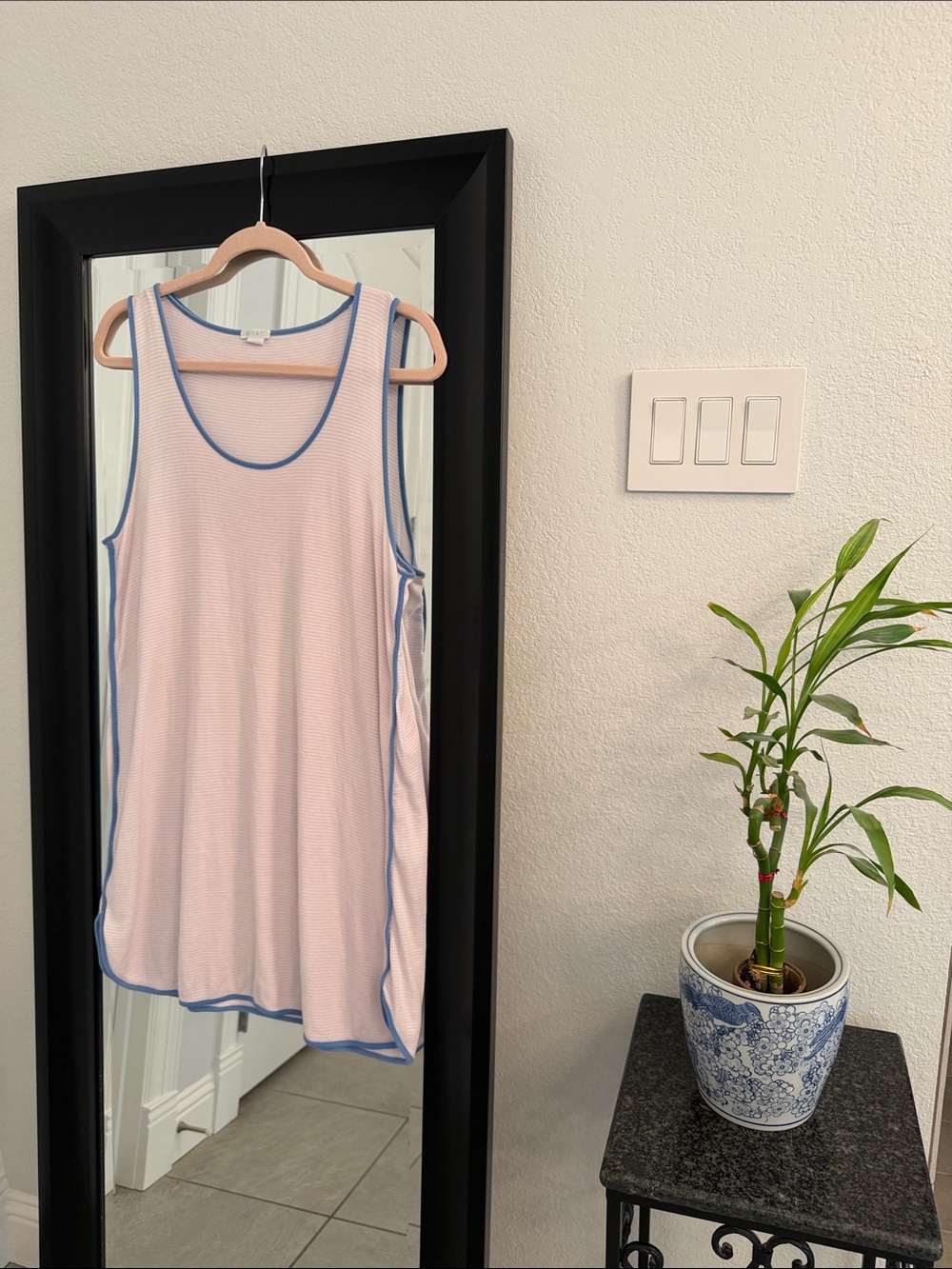LAKE Pink Tank Nighthown with Blue Trim